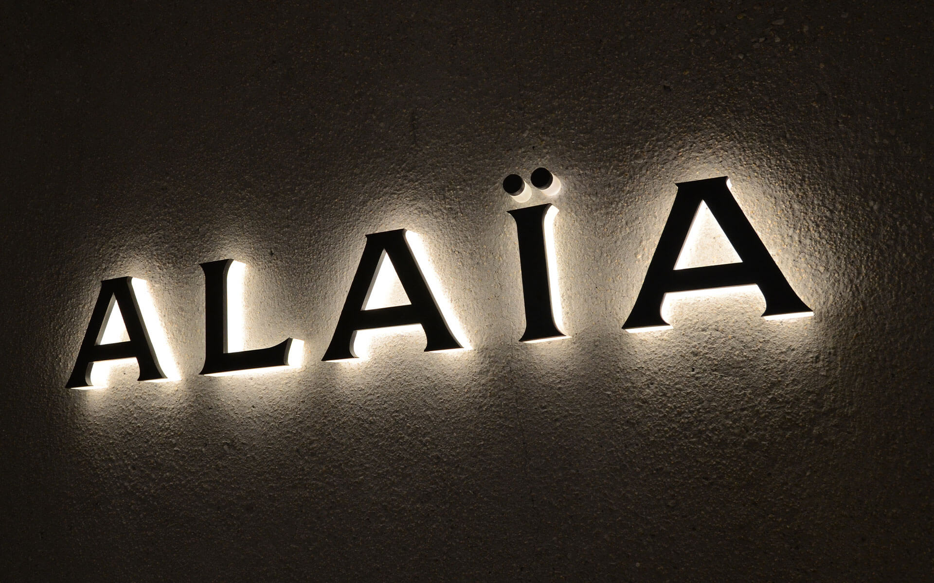Side-lit Channel Letters for Alaiz